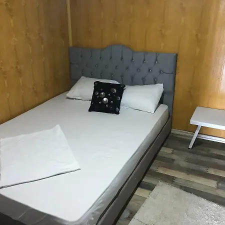 Amintas 호스텔 페티예